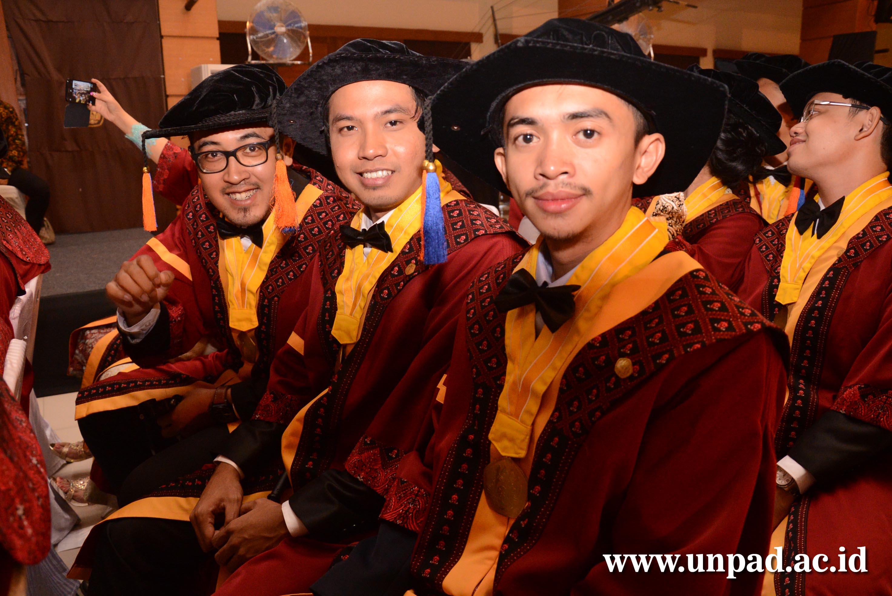 Detail Galeri Foto Wisuda Unpad Nomer 33