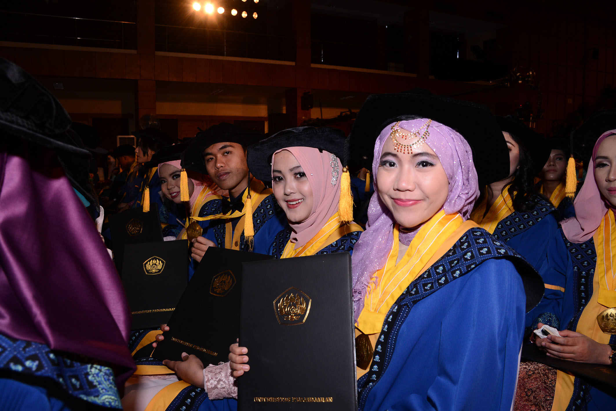 Detail Galeri Foto Wisuda Unpad Nomer 42