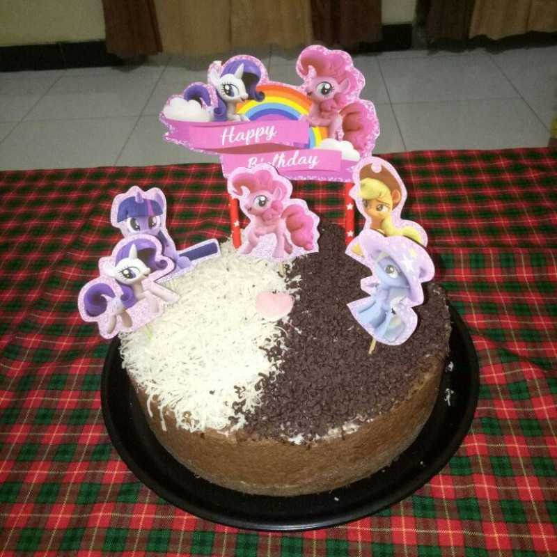 Detail Gamar Kue Ulang Tahun Nomer 30