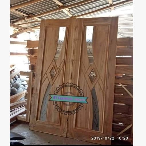 Detail Gambar 2 Pintu Rumah Nomer 33