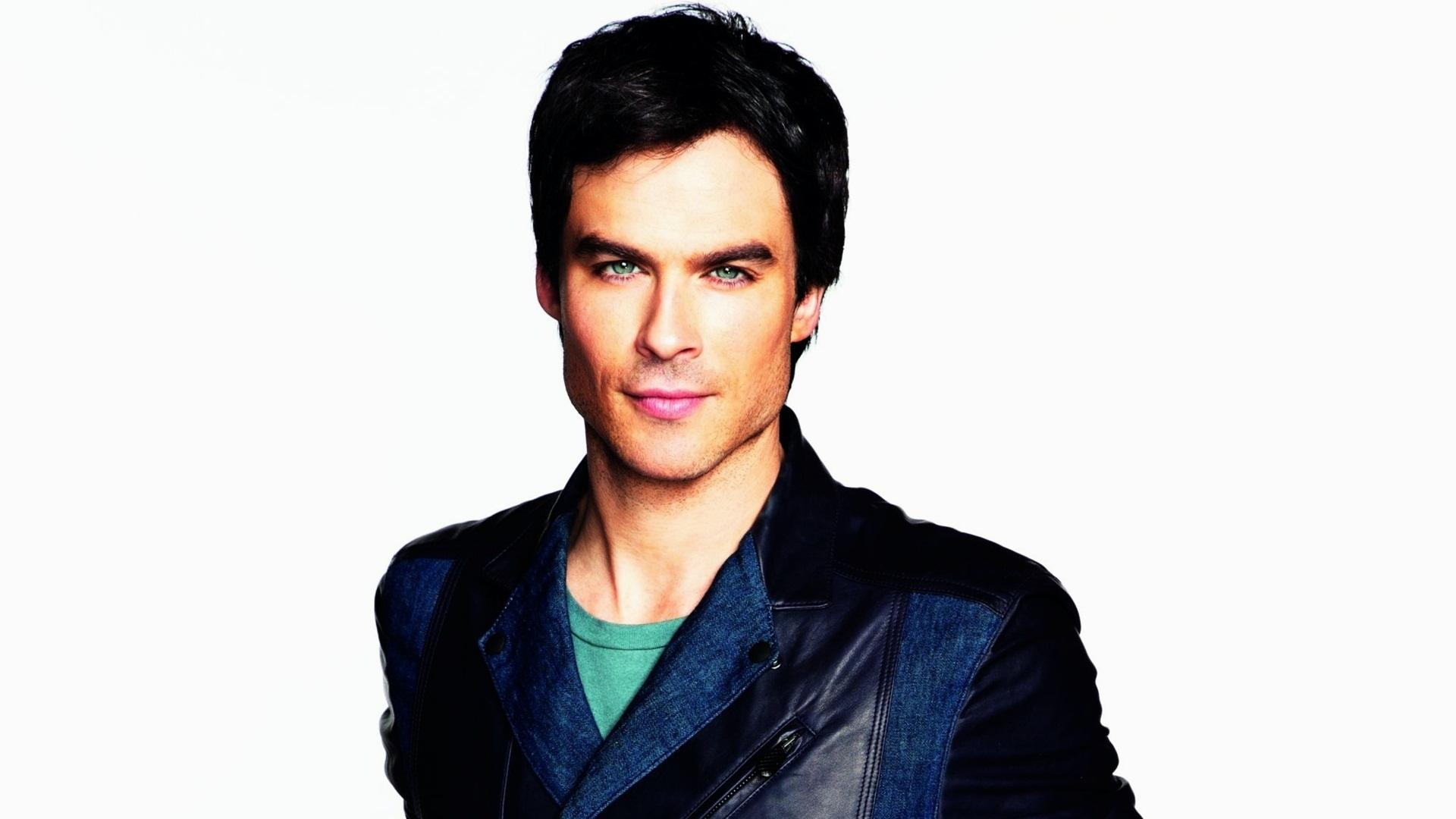 Detail Ian Somerhalder Full Body Nomer 21