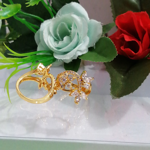 Detail Bunga Dan Cincin Nomer 6