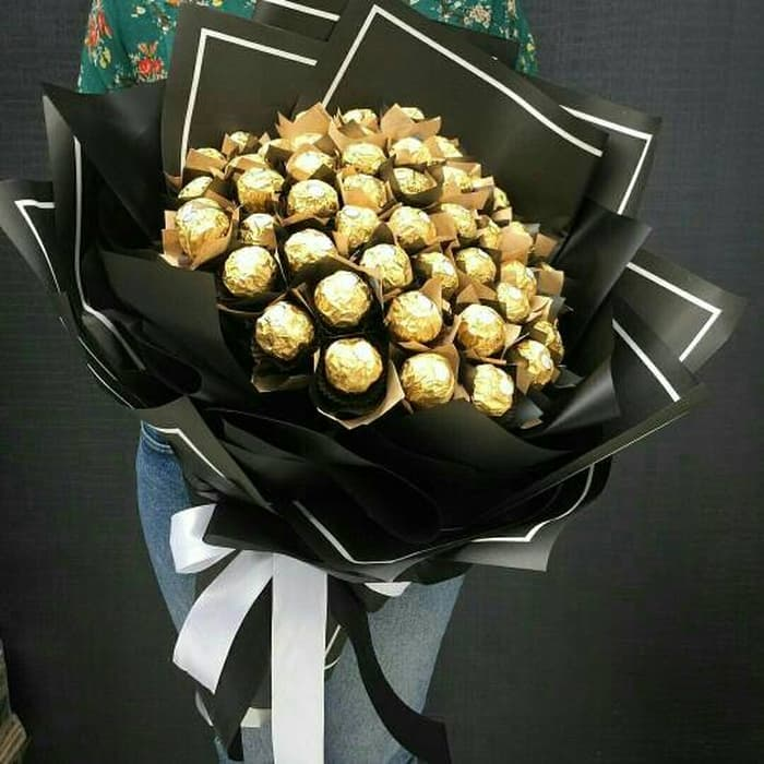 Detail Bunga Ferrero Rocher Nomer 8