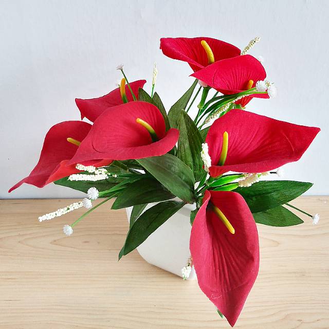 Detail Bunga Lily Merah Nomer 4