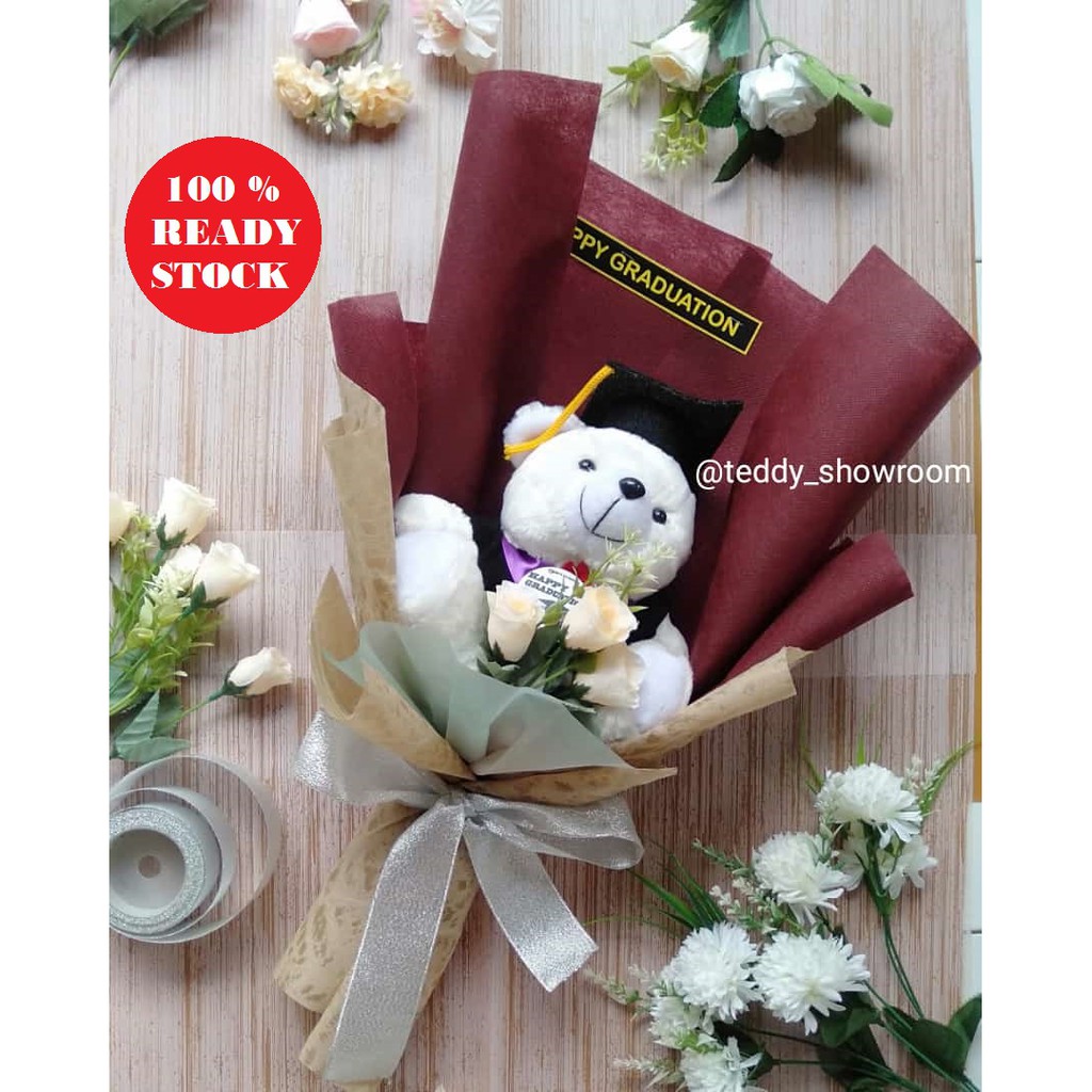 Detail Bunga Mawar Dan Boneka Nomer 34