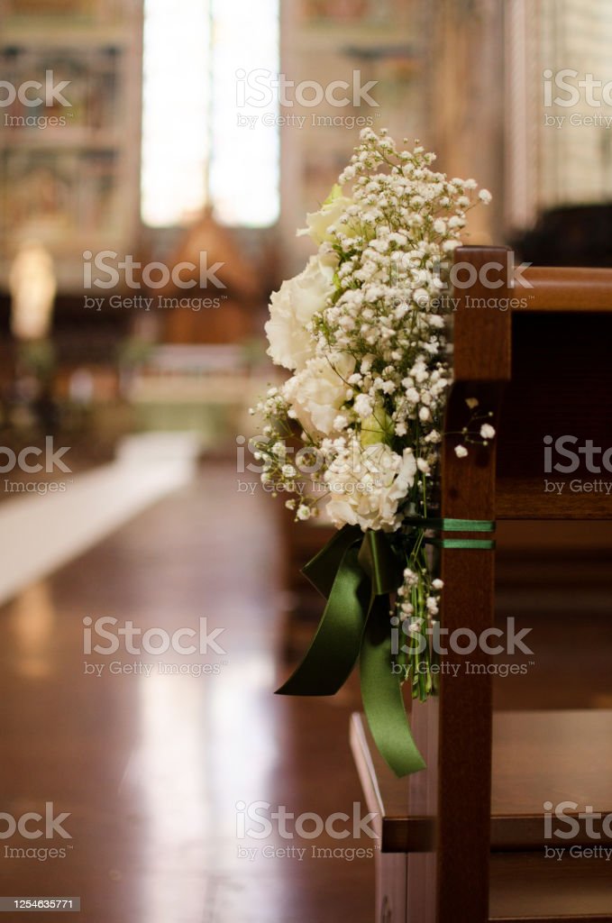 Detail Bunga Pernikahan Di Gereja Nomer 41
