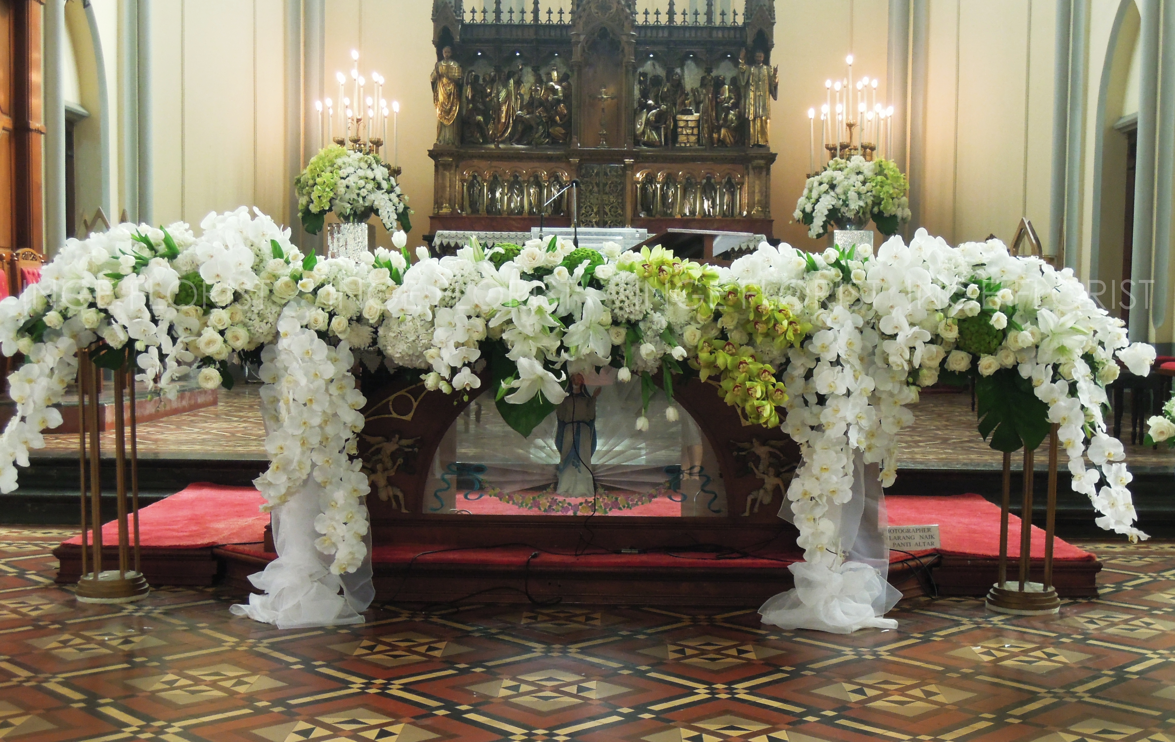Detail Bunga Pernikahan Di Gereja Nomer 52