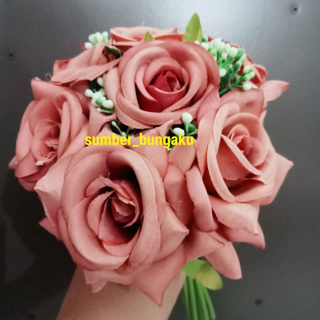 Bunga Rose Gold - KibrisPDR