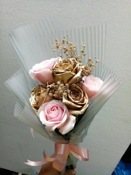 Detail Bunga Rose Gold Nomer 20
