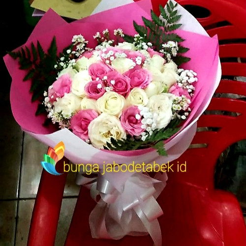 Detail Bunga Tangan Mawar Nomer 30