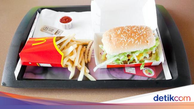 Detail Burger Dan Kentang Goreng Nomer 32