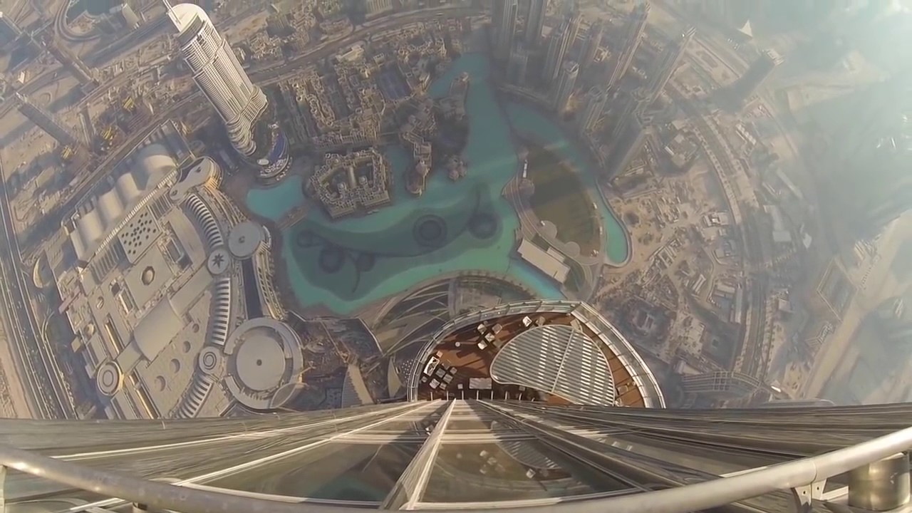 Detail Burj Khalifa Dari Atas Nomer 12