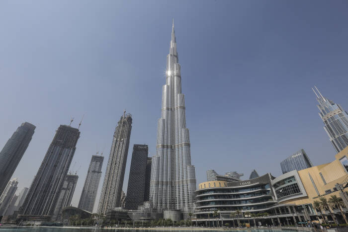 Detail Burj Khalifa Dari Atas Nomer 30