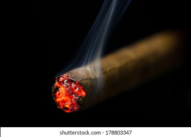 Detail Burning Cigar Png Nomer 8