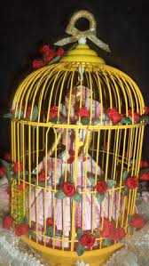 Burung Dalam Sangkar Emas - KibrisPDR