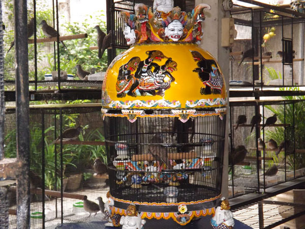 Detail Burung Dalam Sangkar Emas Nomer 16