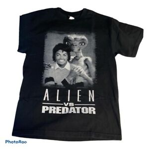 Buy Alien Vs Predator Michael Jackson Shirt - KibrisPDR