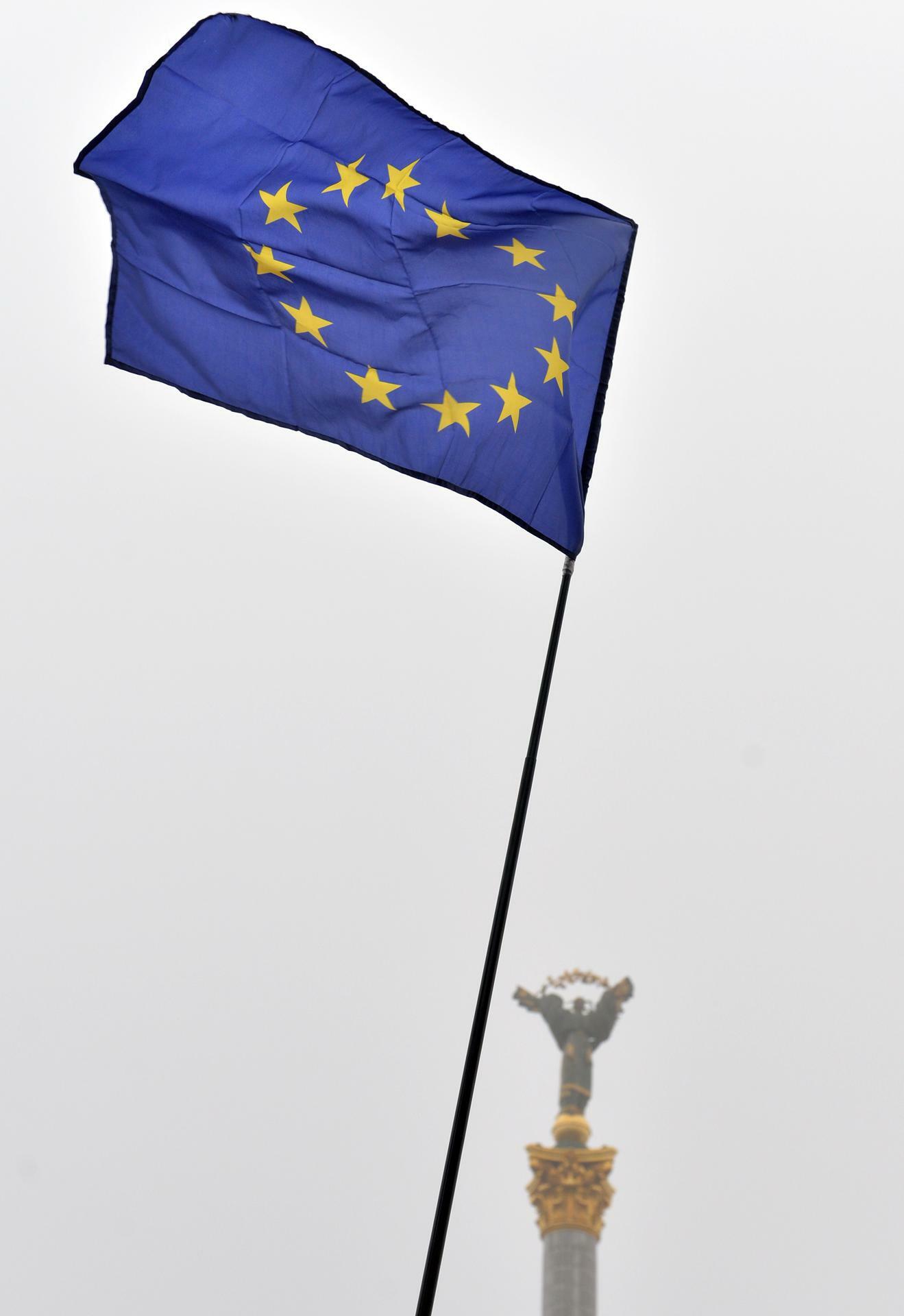 Detail Flagge Der Eu Nomer 7