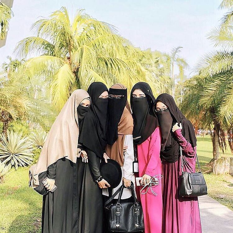 Detail Gambar 5 Sahabat Muslimah Nomer 31