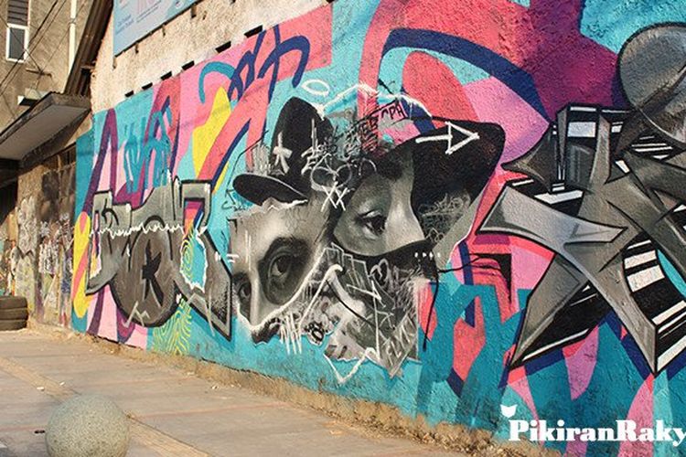 Detail Gambar Abstrak Grafiti Wajah Nomer 42