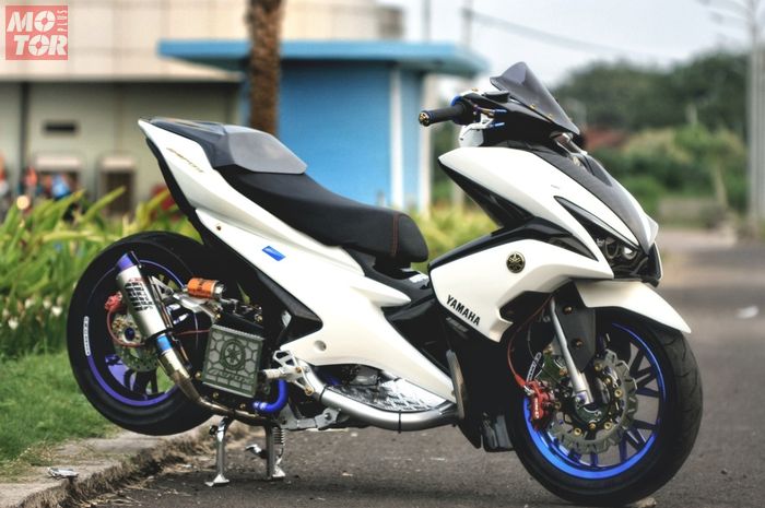 Detail Gambar Aerox Modifikasi Nomer 8