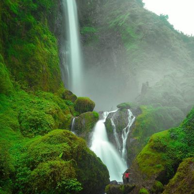 Detail Gambar Air Terjun Di Indonesia Nomer 37