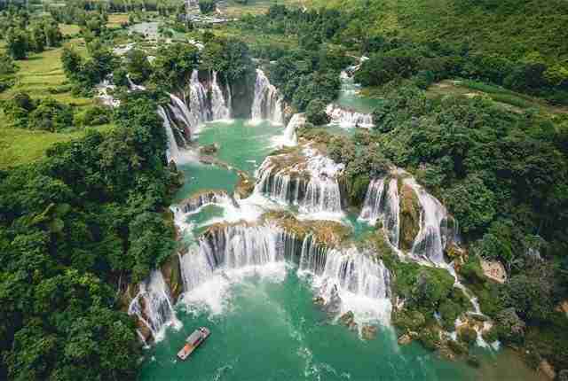 Detail Gambar Air Terjun Di Indonesia Nomer 48