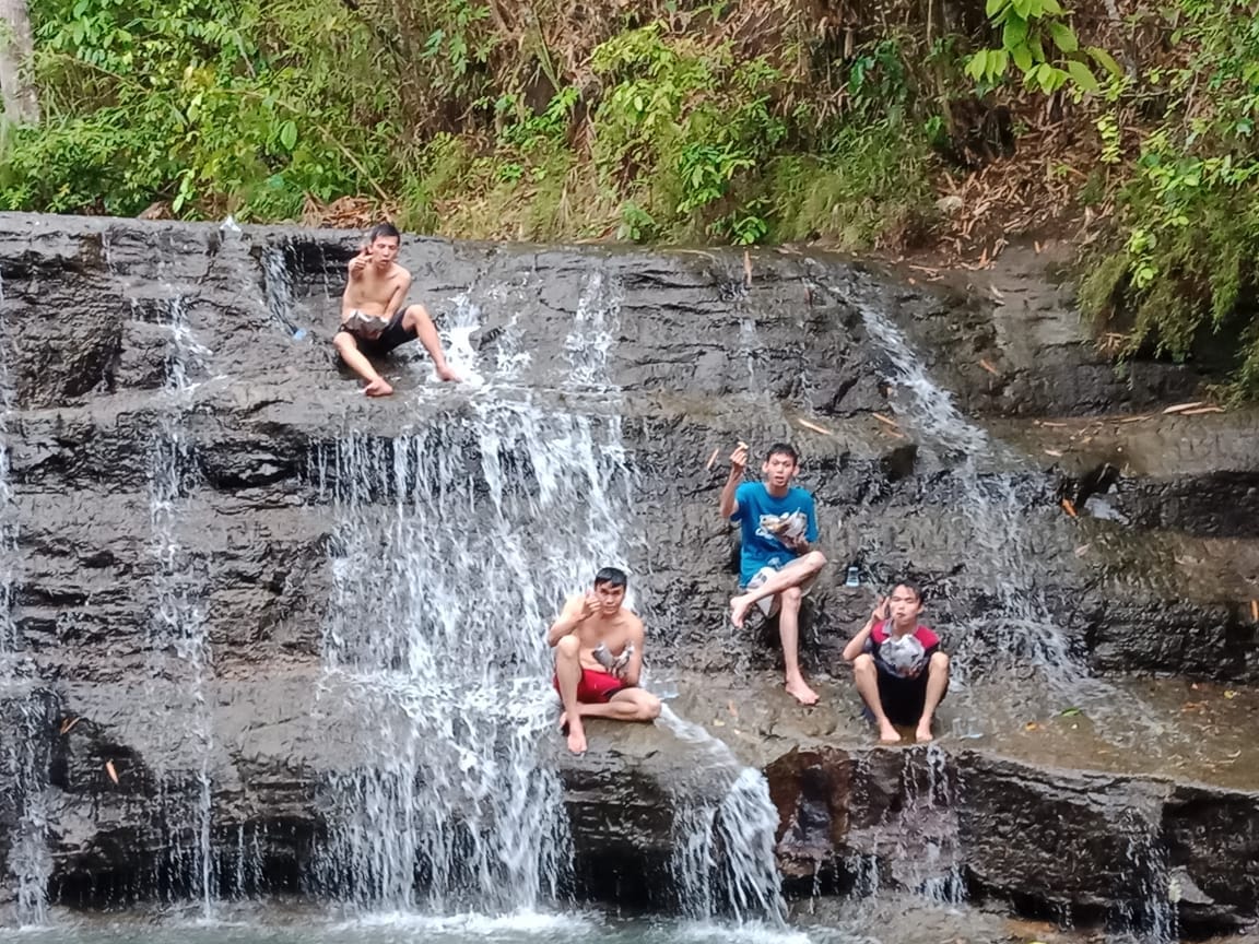 Detail Gambar Air Terjun Yang Ada D Surat Arahman Nomer 52