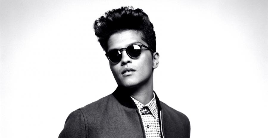 Detail Bruno Mars Magic World Tour Nomer 19