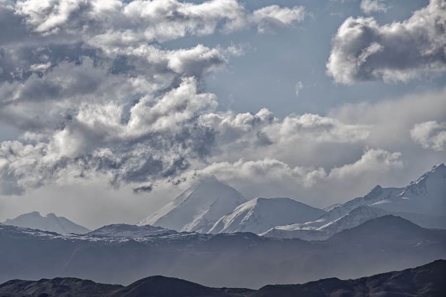 Detail Gambar Alam Puncak Pegunungan Nomer 45