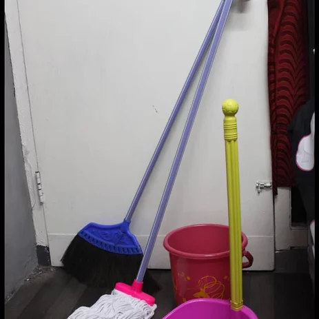 Detail Gambar Alat Kebersihan Sekolah Nomer 42