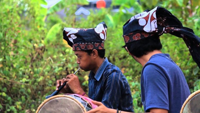 Detail Gambar Alat Musik Dari Sulawesi Selatan Nomer 41