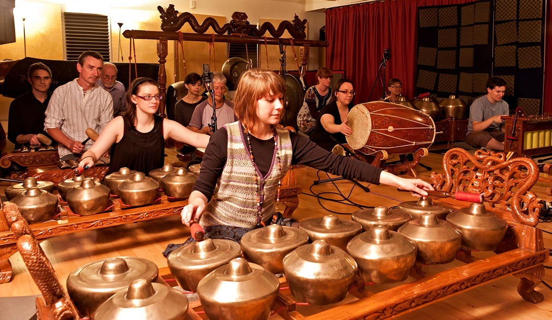 Detail Gambar Alat Musik Gamelan Dari Jawa Tengah Nomer 48