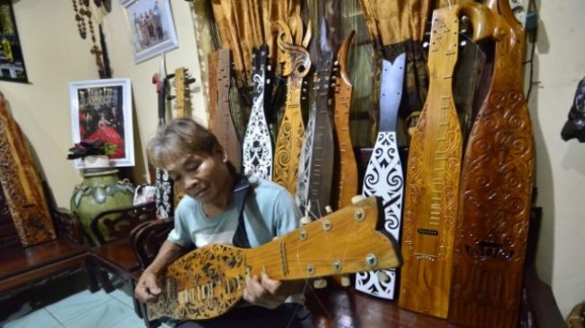 Detail Gambar Alat Musik Kalimantan Barat Nomer 17