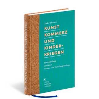 Detail Sie Las Ein Buch Nomer 12