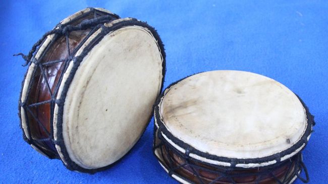 Detail Gambar Alat Musik Tradisional Nomer 36