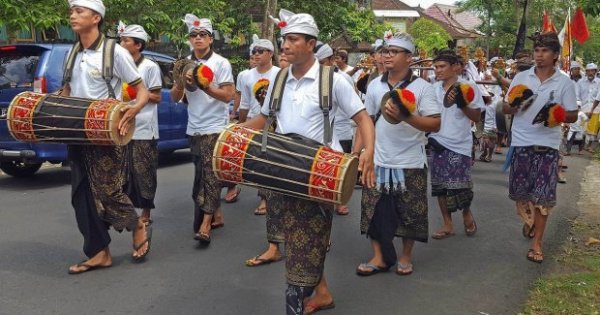 Detail Gambar Alat Musik Tradisional Bali Nomer 34