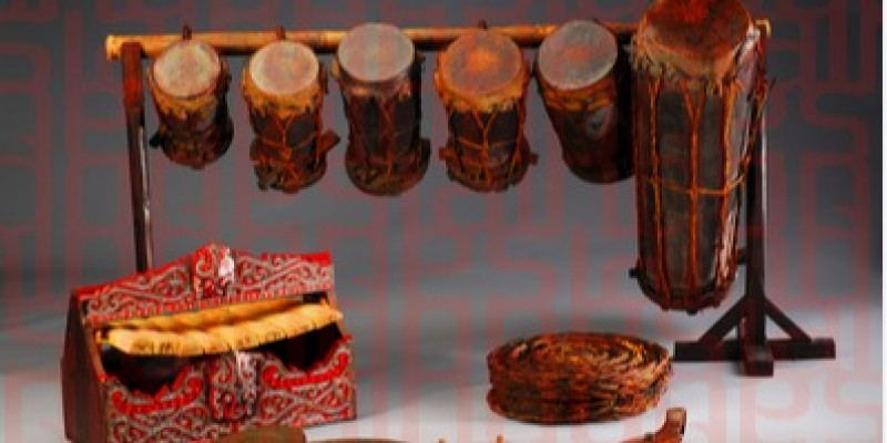 Detail Gambar Alat Musik Tradisional Batak Toba Nomer 15