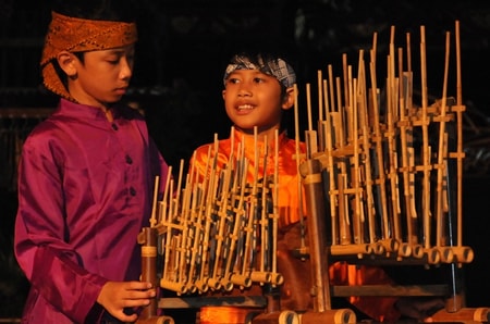 Detail Gambar Alat Musik Tradisional Jawa Barat Nomer 45