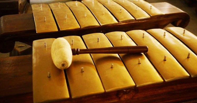 Detail Gambar Alat Musik Tradisional Jawa Barat Nomer 8