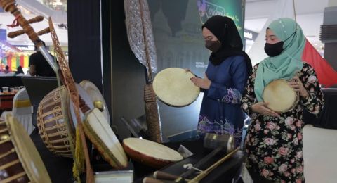 Detail Gambar Alat Musik Tradisional Melayu Nomer 36