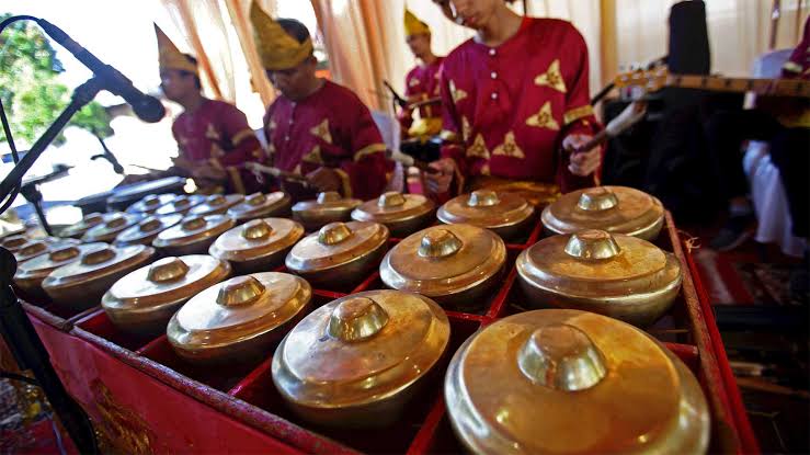 Detail Gambar Alat Musik Tradisional Minangkabau Nomer 15