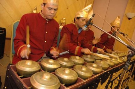 Detail Gambar Alat Musik Tradisional Minangkabau Nomer 19