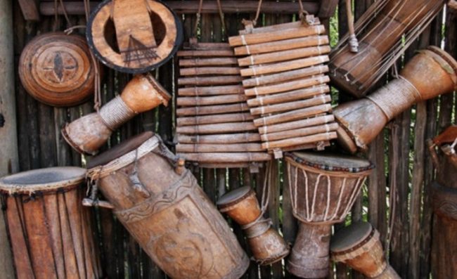 Detail Gambar Alat Musik Tradisional Papua Barat Nomer 12