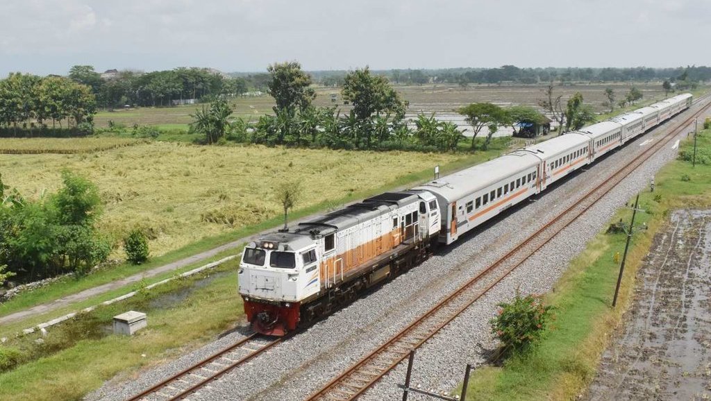 Detail Gambar Alat Transportasi Darat Mobil Arah Belakang Nomer 22