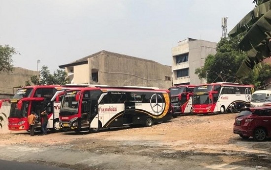 Detail Gambar Alat Transportasi Darat Mobil Arah Belakang Nomer 43