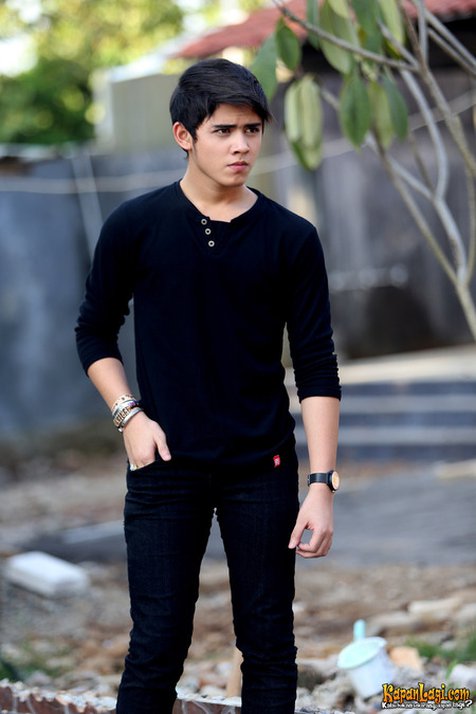 Detail Gambar Aliando Syarief Nomer 52