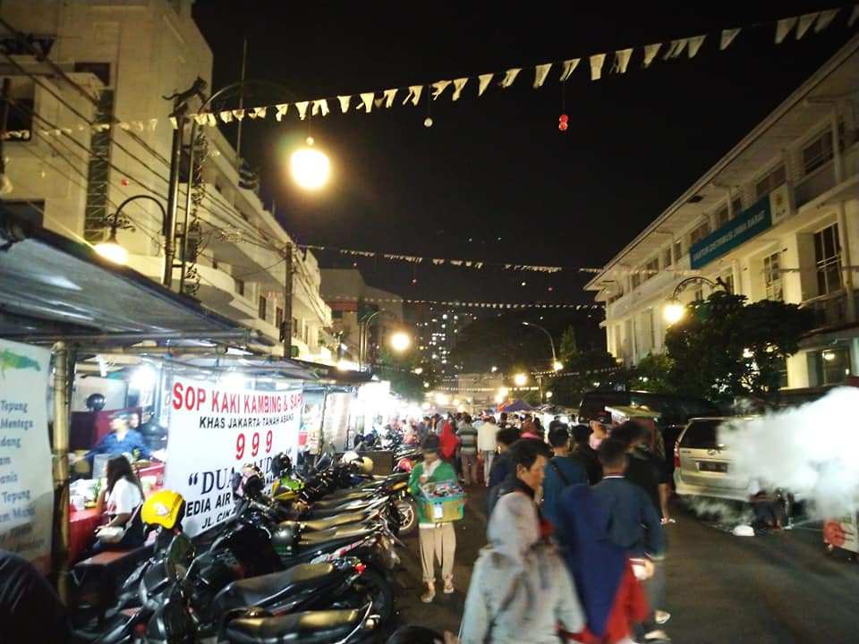 Detail Gambar Alun Alun Kota Bandung Nomer 51