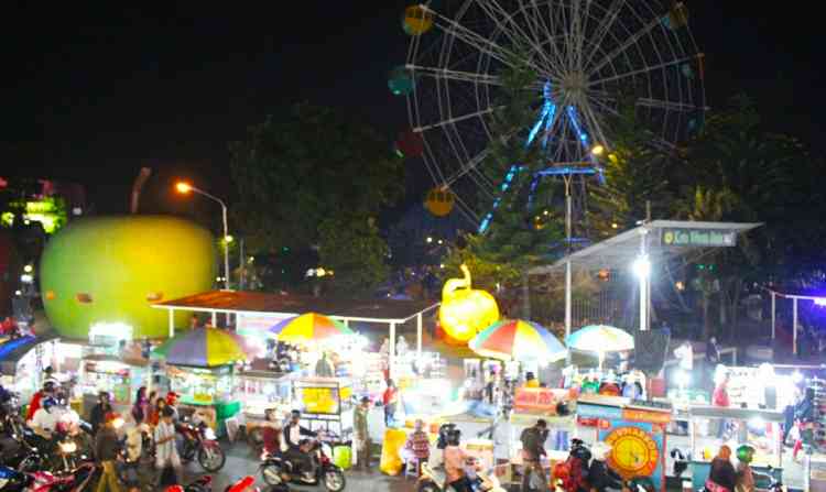 Detail Gambar Alun Alun Kota Batu Nomer 3