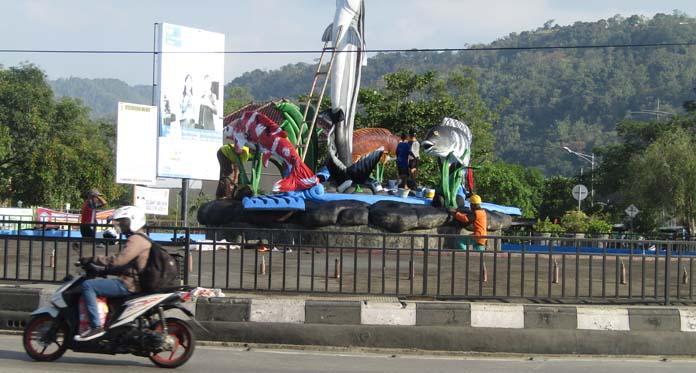 Detail Gambar Alun Alun Majalengka Gambar Bunderan Tonjong Majalengka Nomer 4